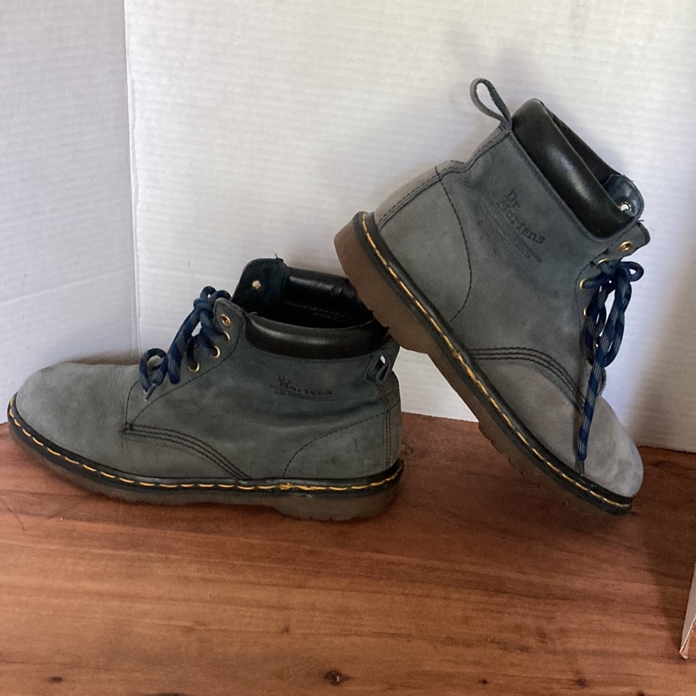 DR. MARTENS  Vintage BOOTS LADIES